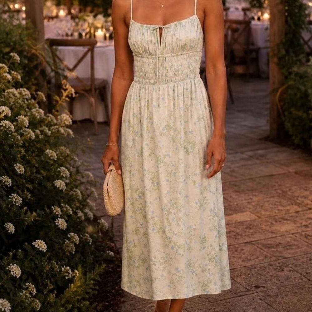 ASTR The Label Cream & Blue Floral Zola Satin Smocked Waist Midi Dress Size L
